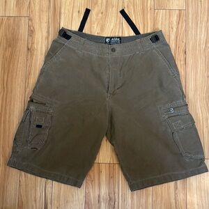 Kuhl cargo shorts men’s Large